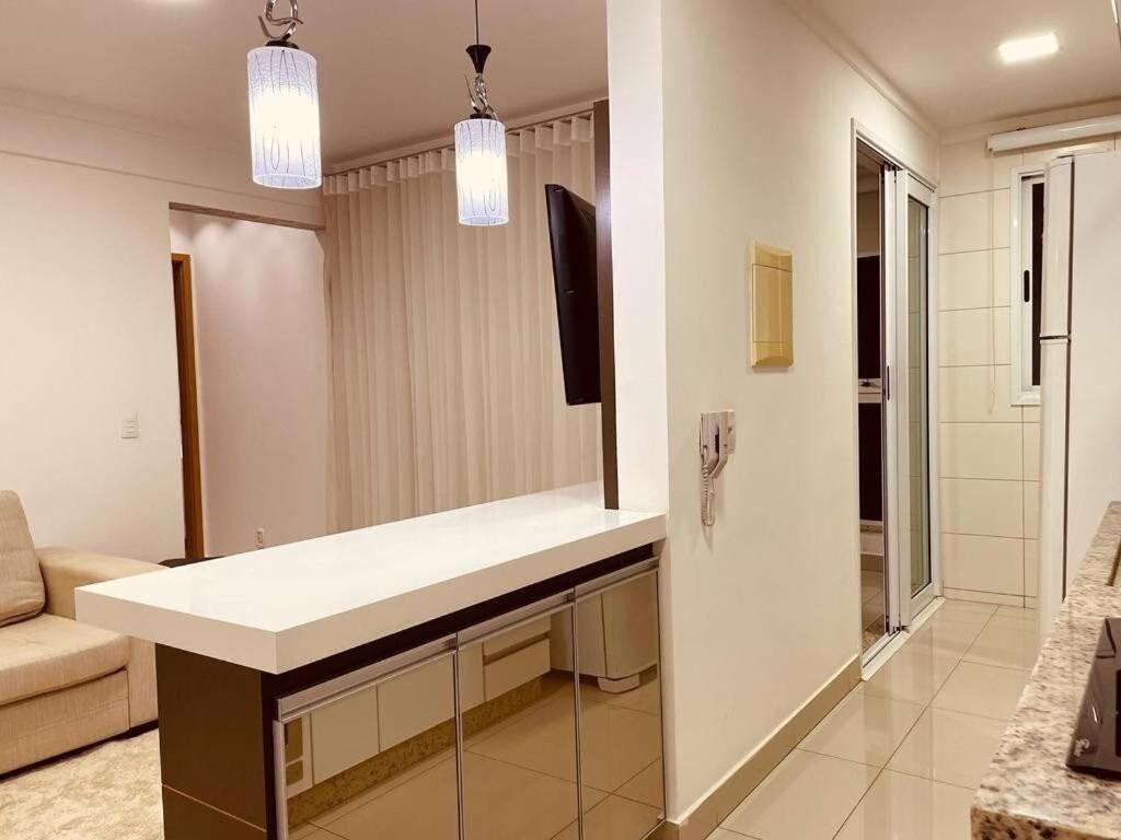 شقة 2 Qts.| 4 Hosp. | Ao Lado Do Goiania Shopping المظهر الخارجي الصورة