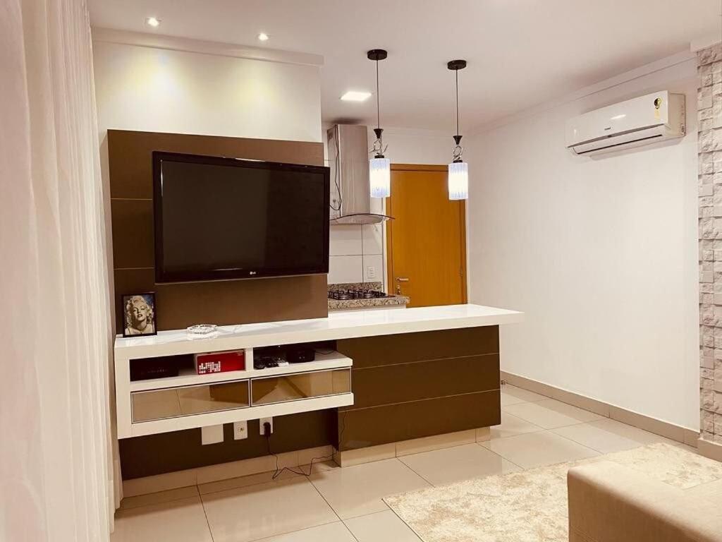 شقة 2 Qts.| 4 Hosp. | Ao Lado Do Goiania Shopping المظهر الخارجي الصورة
